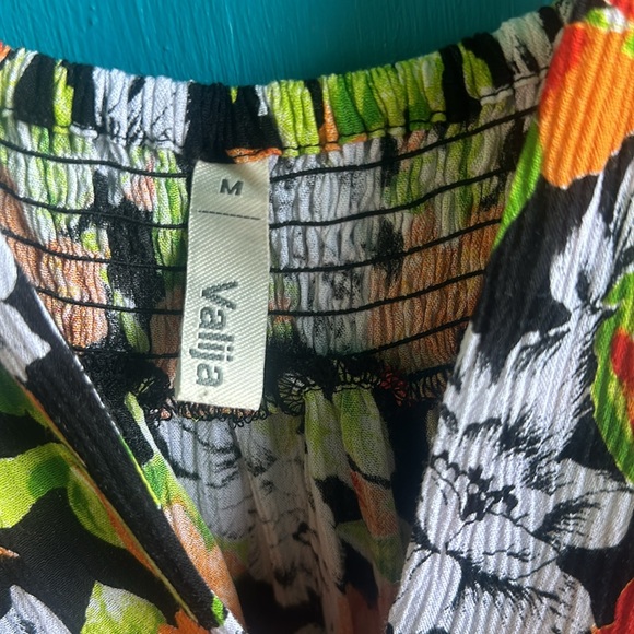 Open back Flower Valija Dress - Picture 4 of 4